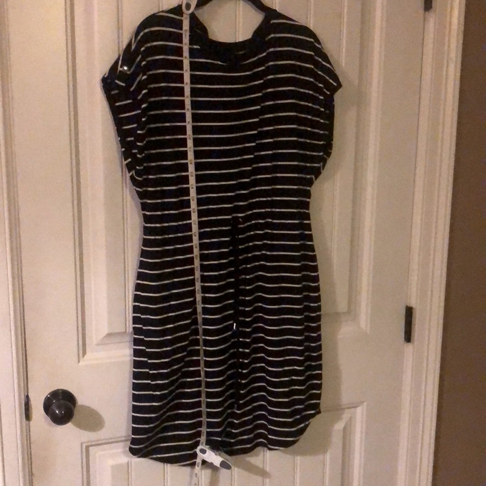 Cap sleeve t-shirt dress. Rafaella large black and white striped.